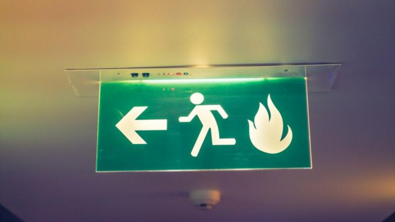Placas de Sinalização de Segurança Contra Incêndio: Proteja Seu Ambiente com Informação Eficiente