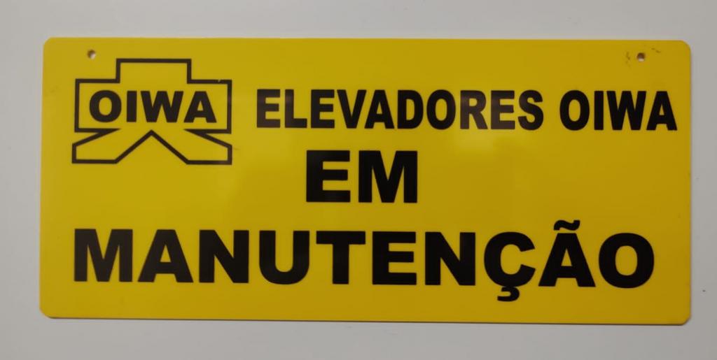 etiqueta personalizada policarbonato